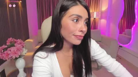 Snapshot of sarah_stonne_ chatting on 21, 5, 2026 Sarah online show from 21, 5, 2026