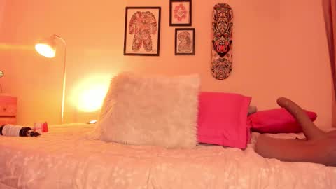   online show from 21, 3, 2026