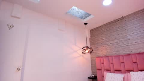 Sarah Deyvis online show from 15, 1, 2025