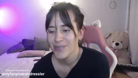 Snapshot of sarahdressler chatting on 4, 11, 2025 sarahdressler online show from 4, 11, 2025