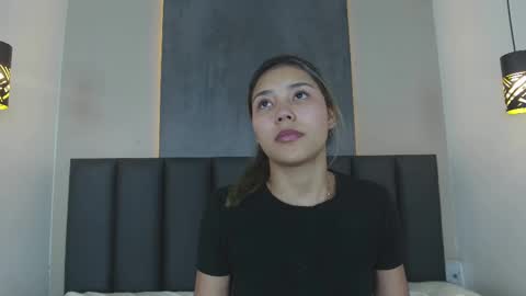 Sarah Evans online show from 12, 3, 2025