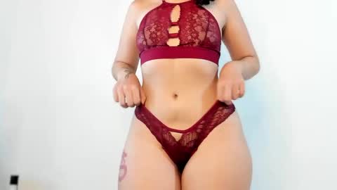 Snapshot of sarahgrant_ chatting on 14, 12, 2024 sarahgrant_ online show from 14, 12, 2024