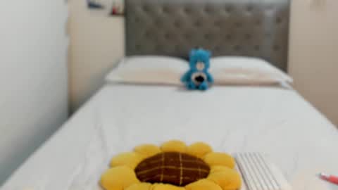 Snapshot of sarahgrant_ chatting on 6, 2, 2025 sarahgrant_ online show from 6, 2, 2025