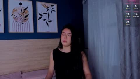 Snapshot of sarahmiler_ chatting on 18, 9, 2025 Sarah online show from 18, 9, 2025