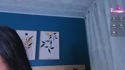 Snapshot of sarahmiler_ chatting on 25, 9, 2025 Sarah online show from 25, 9, 2025
