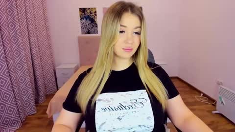 Sarah online show from 16, 12, 2024