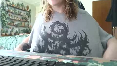 Sarah online show from 4, 6, 2026