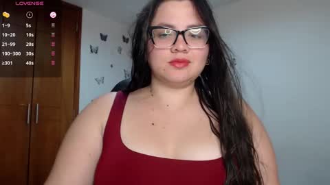 Snapshot of sarahros1 chatting on 23, 9, 2025 Sarah online show from 23, 9, 2025
