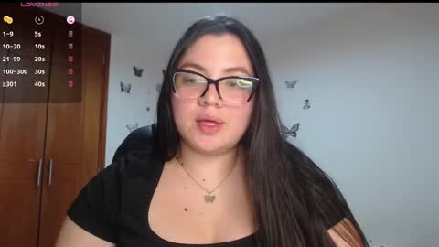 Snapshot of sarahros1 chatting on 12, 10, 2025 Sarah online show from 12, 10, 2025