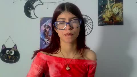 Snapshot of sarahsmitt chatting on 2, 3, 2025 Sarah online show from 2, 3, 2025
