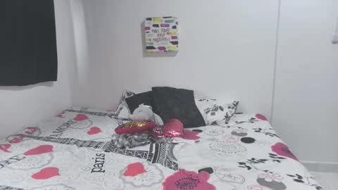 Snapshot of sarahsmitt chatting on 25, 9, 2025 Sarah online show from 25, 9, 2025