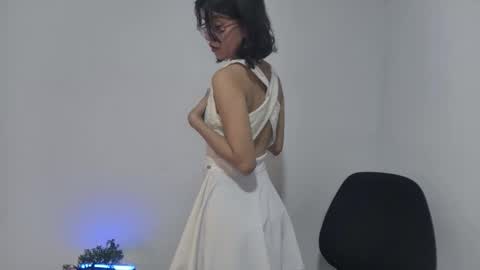 Snapshot of sarahsmitt chatting on 14, 10, 2025 Sarah online show from 14, 10, 2025
