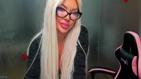 Sarah online show from 28, 5, 2026