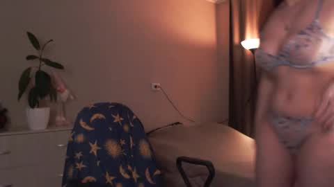 Snapshot of sarahsweetie_ chatting on 1, 3, 2026 Sarah online show from 1, 3, 2026