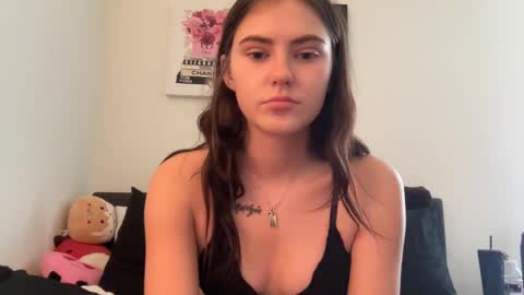 SarahxOliver online show from 14, 1, 2025