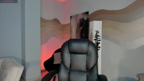 Sarah  independent model online show from 22, 5, 2026