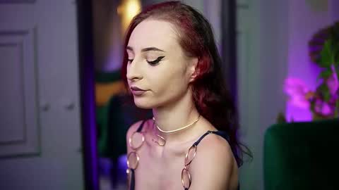 Snapshot of saraiangel chatting on 8, 11, 2025 Sarai online show from 8, 11, 2025