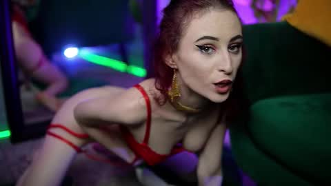 Snapshot of saraiangel chatting on 12, 11, 2025 Sarai online show from 12, 11, 2025