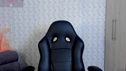 Sara jones   online show from 2, 4, 2026