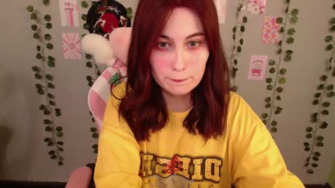 Snapshot of sarakinski chatting on 25, 12, 2024 Sara online show from 25, 12, 2024