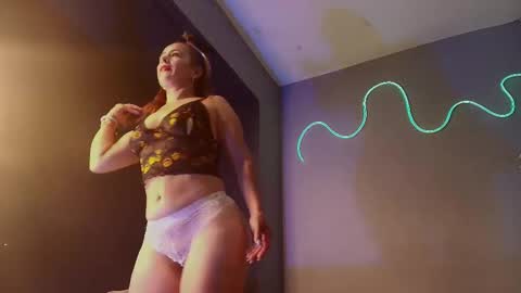 Sara  online show from 20, 12, 2025