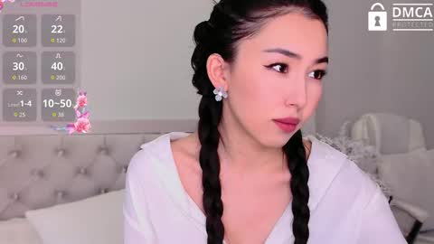 Mia online show from 30, 9, 2025