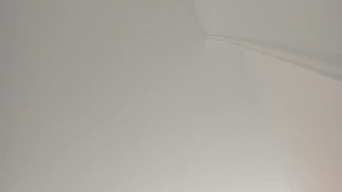 Snapshot of sarasaenz__ chatting on 9, 1, 2025 online show from 9, 1, 2025