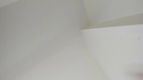Snapshot of sarasaenz__ chatting on 10, 1, 2025 online show from 10, 1, 2025