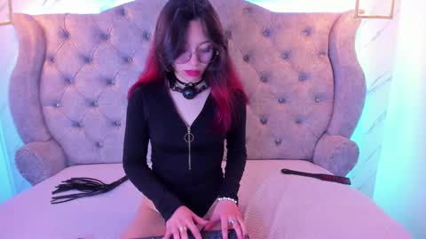 Snapshot of sarasaenz__ chatting on 13, 1, 2025 online show from 13, 1, 2025