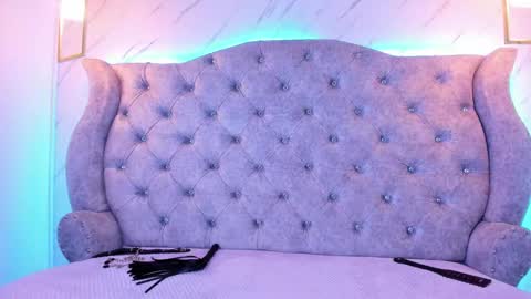 Snapshot of sarasaenz__ chatting on 15, 1, 2025 online show from 15, 1, 2025
