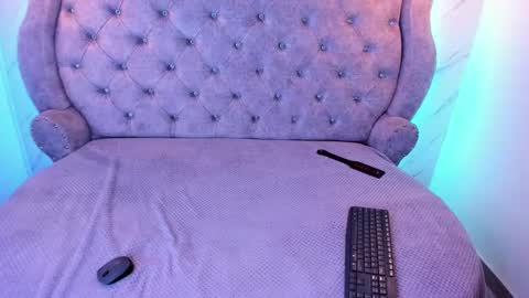 Snapshot of sarasaenz__ chatting on 22, 1, 2025 online show from 22, 1, 2025