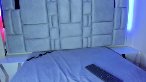 Snapshot of sarasaenz__ chatting on 6, 2, 2025 online show from 6, 2, 2025