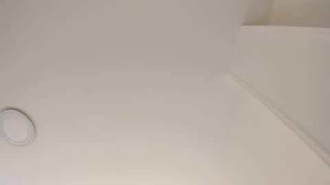 Snapshot of sarasaenz__ chatting on 15, 2, 2025 online show from 15, 2, 2025
