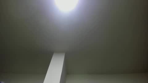 Snapshot of sarasaenz__ chatting on 18, 2, 2025 online show from 18, 2, 2025