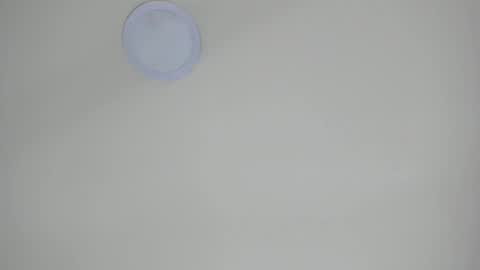 Snapshot of sarasaenz__ chatting on 27, 2, 2025 online show from 27, 2, 2025