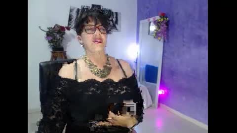 Snapshot of sarasmith2 chatting on 19, 1, 2025 sara online show from 19, 1, 2025