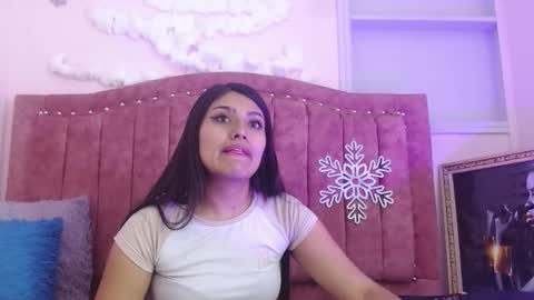 Snapshot of sarastonesx chatting on 30, 12, 2024 sarastonesx online show from 30, 12, 2024