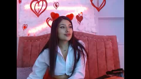 Snapshot of sarastonesx chatting on 14, 2, 2025 sarastonesx online show from 14, 2, 2025