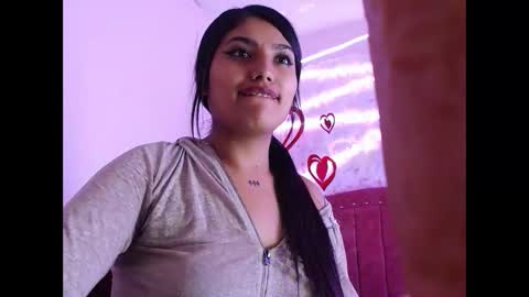 Snapshot of sarastonesx chatting on 19, 2, 2025 sarastonesx online show from 19, 2, 2025