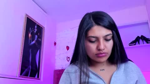 Snapshot of sarastonesx chatting on 2, 10, 2025 sarastonesx online show from 2, 10, 2025