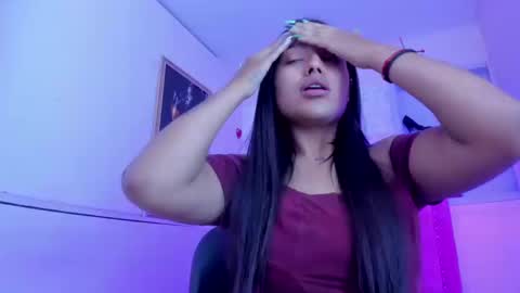 Snapshot of sarastonesx chatting on 19, 10, 2025 sarastonesx online show from 19, 10, 2025