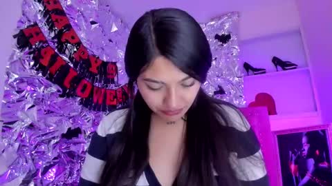 Snapshot of sarastonesx chatting on 29, 10, 2025 sarastonesx online show from 29, 10, 2025