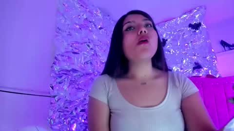 Snapshot of sarastonesx chatting on 27, 11, 2025 sarastonesx online show from 27, 11, 2025