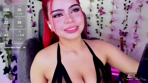 Snapshot of saray__jones chatting on 27, 5, 2026 saray__jones online show from 27, 5, 2026