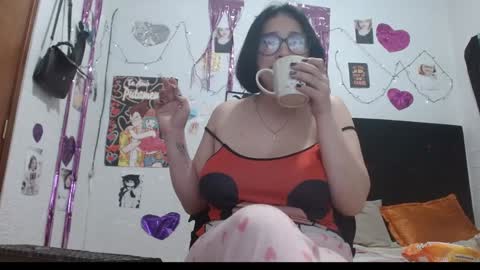 Snapshot of saray_extrovert1 chatting on 31, 12, 2024 Sara Jimenez online show from 31, 12, 2024