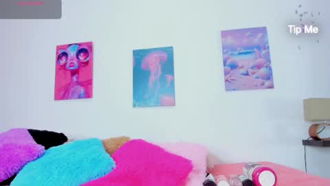 Snapshot of saray_rivas18 chatting on 10, 11, 2025 saray 18 online show from 10, 11, 2025