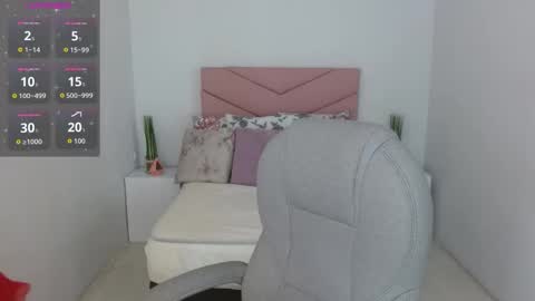 Saray Vega online show from 20, 10, 2025