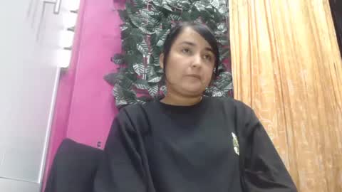 Snapshot of sarayx chatting on 20, 12, 2024 mery online show from 20, 12, 2024