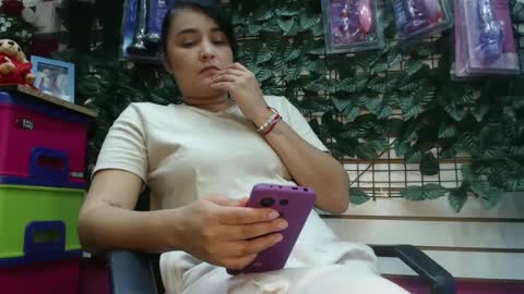 Snapshot of sarayx chatting on 28, 1, 2025 mery online show from 28, 1, 2025