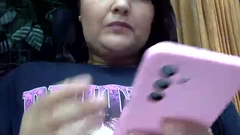 Snapshot of sarayx chatting on 11, 4, 2026 mery online show from 11, 4, 2026